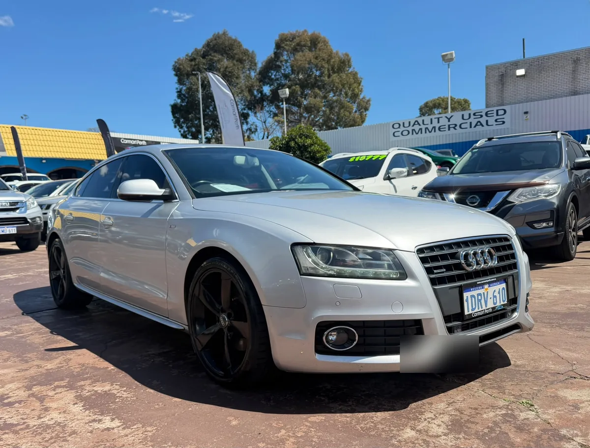 2011 Audi A5 — photo 1