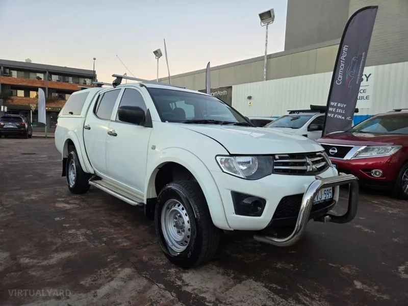 2015 Mitsubishi Triton