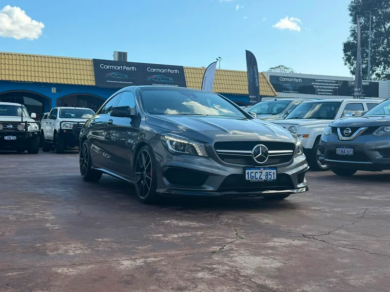 2014 Mercedes-Benz CLA